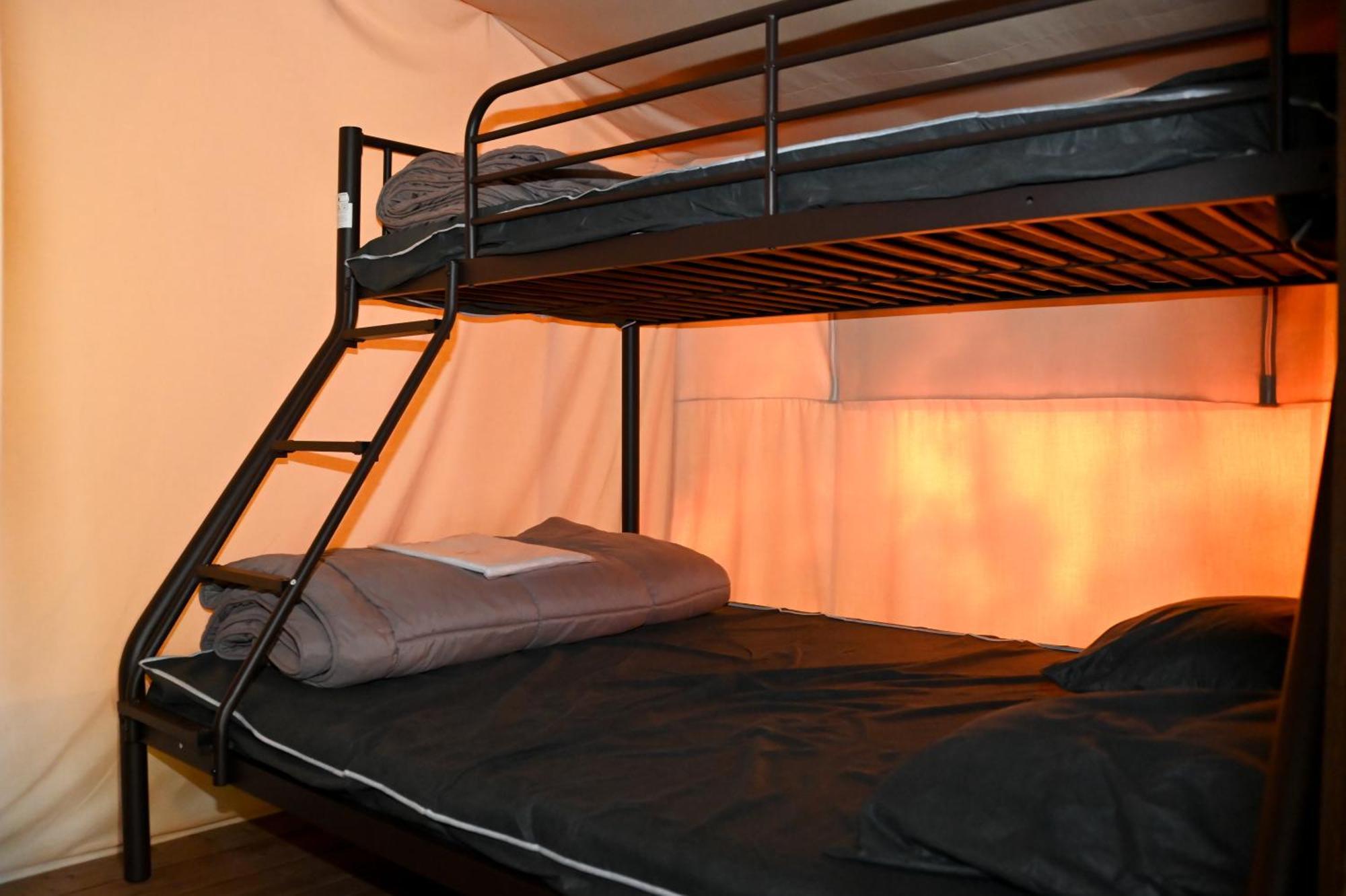 Camping Le Colorado Rustrel Εξωτερικό φωτογραφία