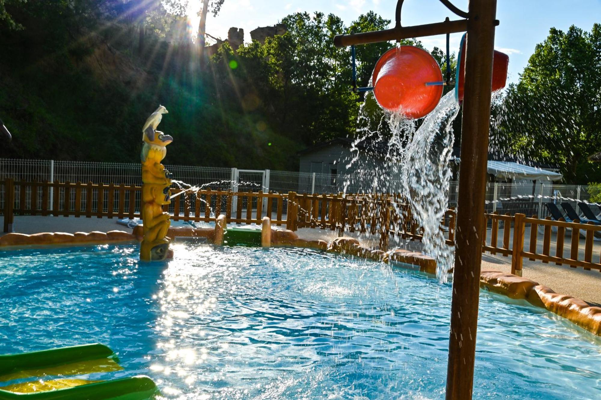 Camping Le Colorado Rustrel Εξωτερικό φωτογραφία